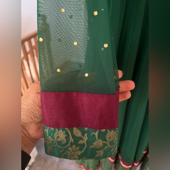 Indian suit Anarkli - Picture 5 of 5